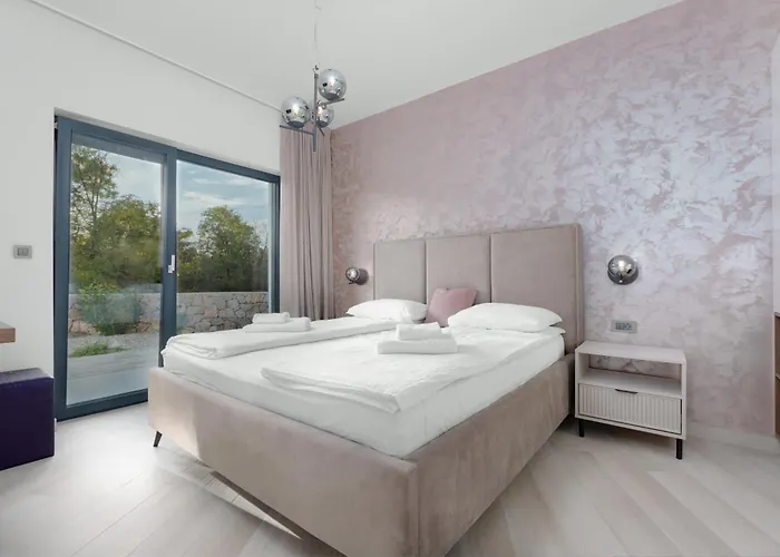 Divine Villa *