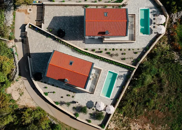 Villa Divine *